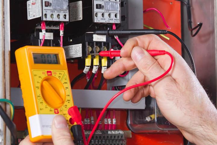 Électricien, Le Haillan