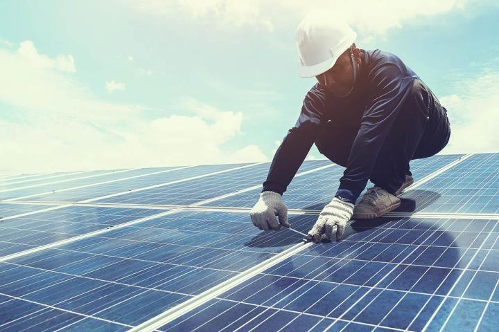 Installation de panneaux solaires, Gradignan