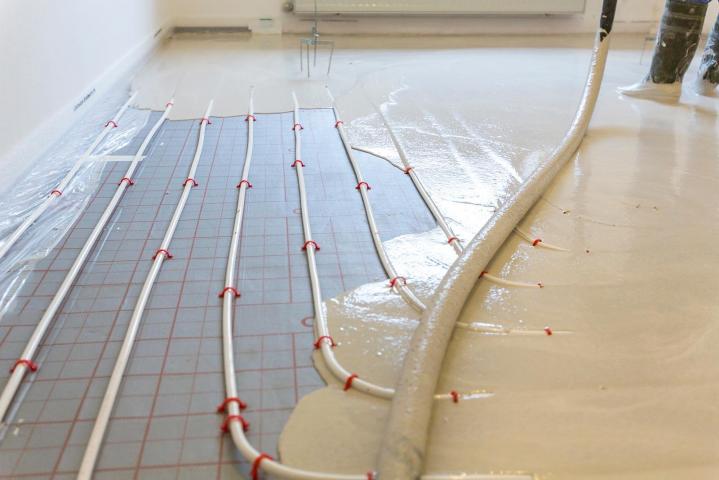 Installation soignée et efficace de chauffage au sol électrique